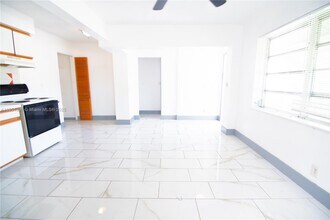 1843 Cleveland St in Hollywood, FL - Building Photo - Building Photo