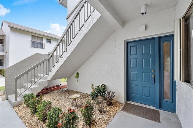 4670 NW 22nd St