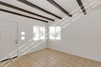 3048 N Sparkman Blvd in Tucson, AZ - Building Photo - Building Photo