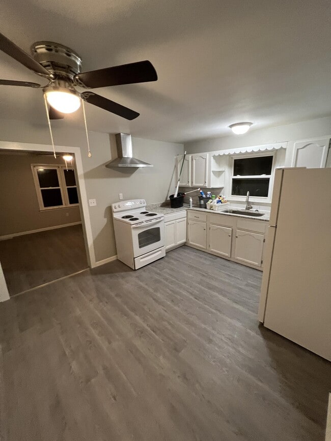132 Allnutt Dr in Frankfort, KY - Building Photo - Building Photo