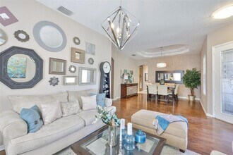 1204 Facet View Way in Valrico, FL - Building Photo - Building Photo