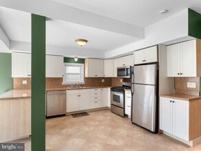 860 Pennsylvania Ave in Delanco, NJ - Building Photo - Building Photo