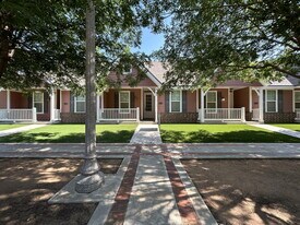 2134 10th St in Lubbock, TX - Building Photo