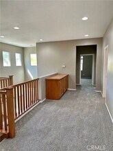 28467 Falcon Crest Dr in Santa Clarita, CA - Building Photo - Building Photo