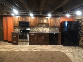 131 N Santa Fe Ave in Salina, KS - Building Photo