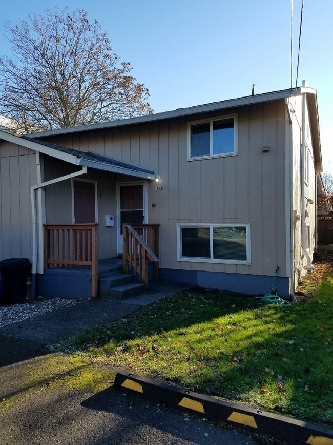 property at 1646-1648-1648 SE Tenino St