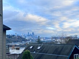 2012 Thorndyke Ave W in Seattle, WA - Building Photo