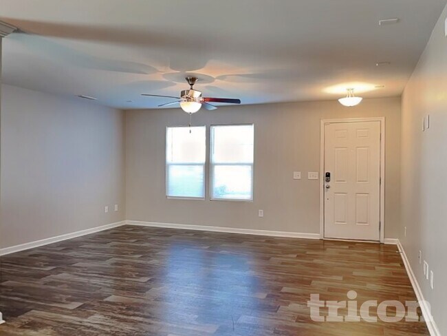 1082 Bitting Hall Cir in Rural Hall, NC - Building Photo - Building Photo