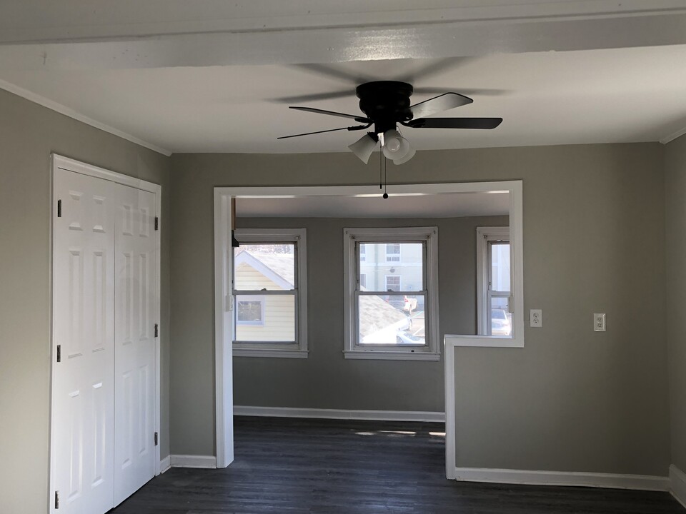 2920 E Cold Spring Ln in Baltimore, MD - Building Photo