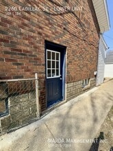 2260 Cadillac St in Windsor, ON - Building Photo - Building Photo