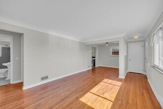 3672 Twinview Dr in Cincinnati, OH - Building Photo - Building Photo