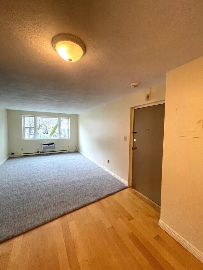 23 Franklin St, Unit 6 in Somerville, MA - Building Photo - Building Photo