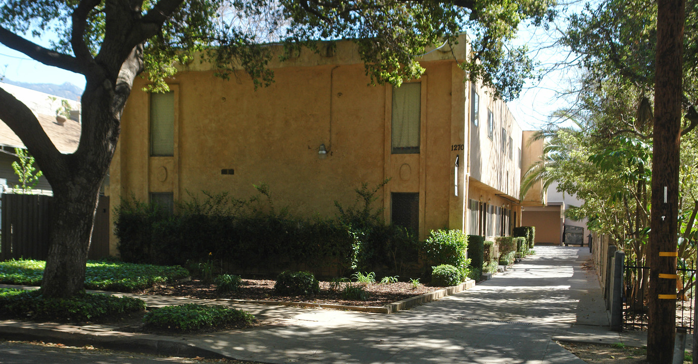 1270 Hudson Ave in Pasadena, CA - Foto de edificio