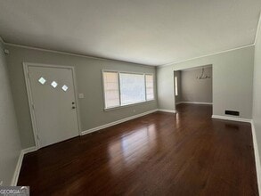 2225 Alpha Dr, Unit Room 2 in Decatur, GA - Building Photo - Building Photo