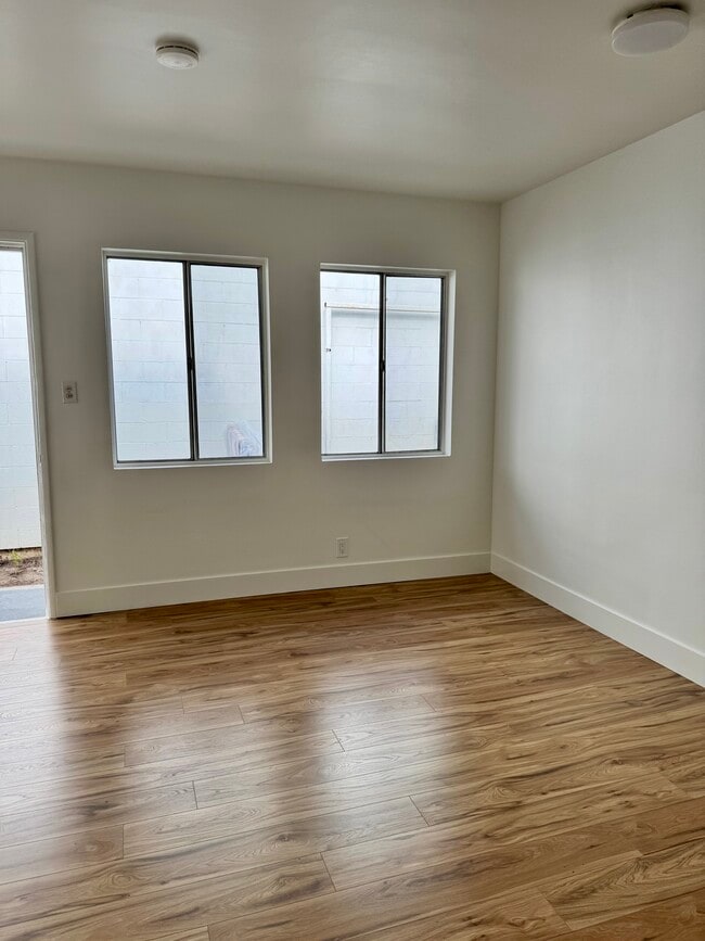 13429 Beach Ave, Unit 13429