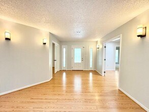 1034 Rocky Bayou Dr in Niceville, FL - Building Photo - Building Photo