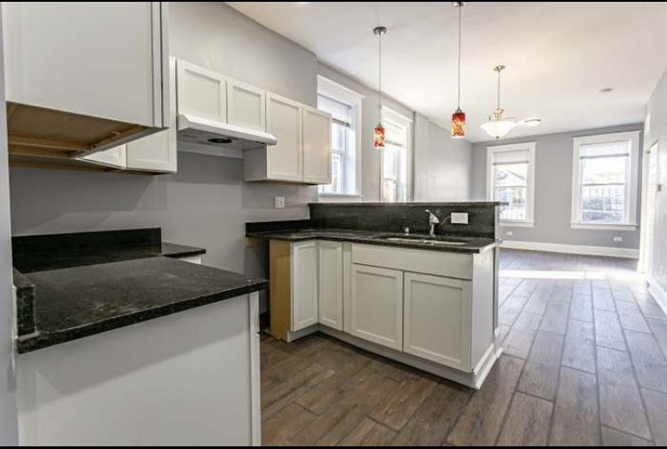 3111 W 25th St in Chicago, IL - Building Photo