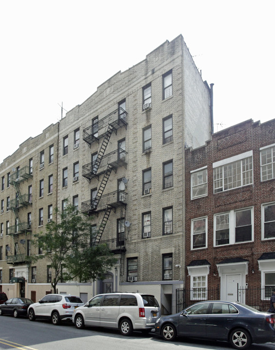 2392 Valentine Ave in Bronx, NY - Building Photo