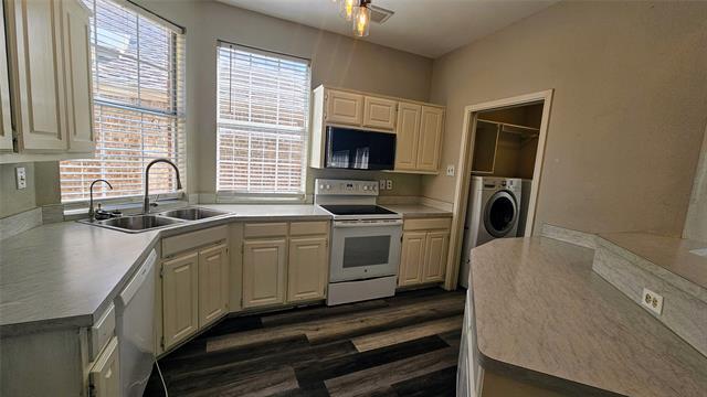 342 Arbor Ct in Euless, TX - Building Photo - Building Photo