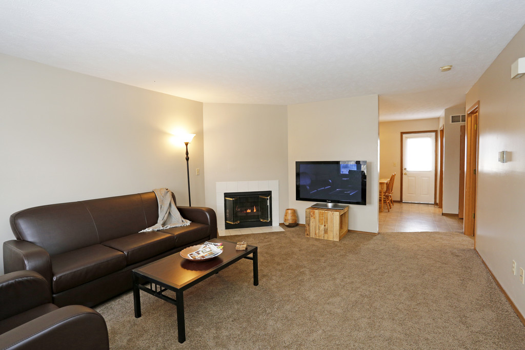 Hershey Townhomes Bloomington, IL Apartments For Rent