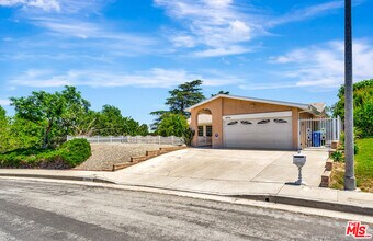18716 Nau Ave in Los Angeles, CA - Building Photo - Building Photo