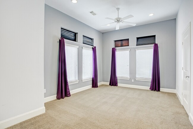 property at 1931 Summer St