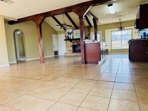 101 Tower Dr in Round Rock, TX - Building Photo - Building Photo