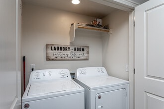 Woodland Park in Rogers, AR - Building Photo - Interior Photo