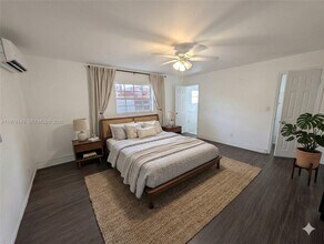 232 SW 23rd St in Fort Lauderdale, FL - Building Photo - Building Photo