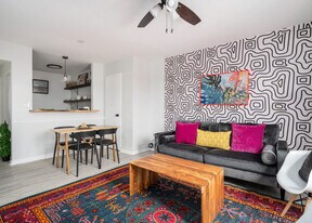 215 Piedmont Ave NE in Atlanta, GA - Building Photo