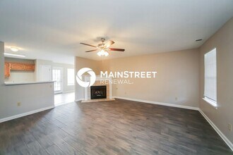 10081 Keely Dr in Olive Branch, MS - Foto de edificio - Building Photo