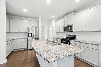 6215 Vista Crossing Way in Cumming, GA - Building Photo - Building Photo