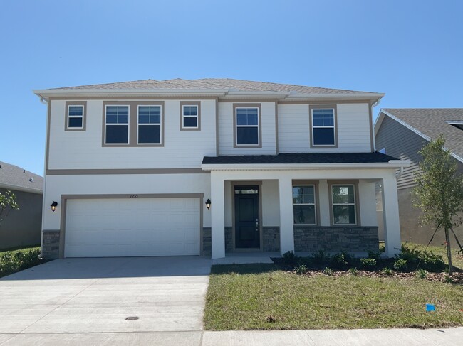 1255 Heavenly Dr in St. Cloud, FL - Building Photo - Building Photo