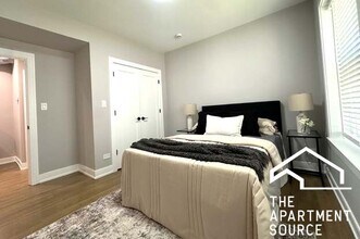 2641 W Carmen Ave in Chicago, IL - Building Photo - Building Photo