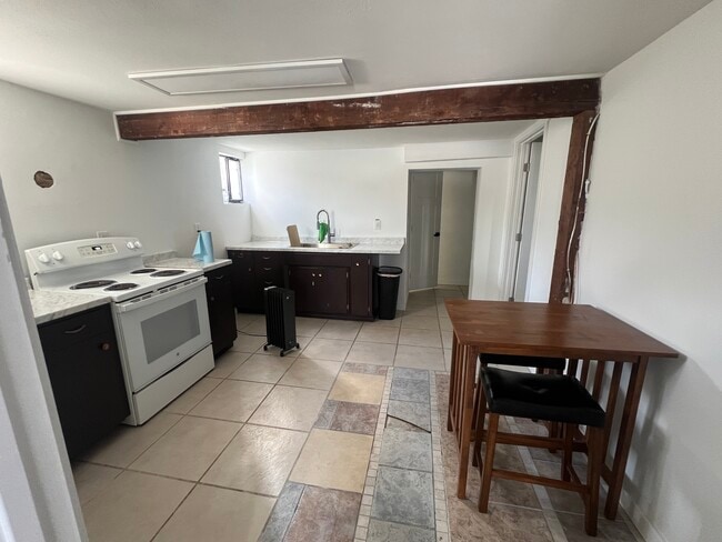 12405 80th Ave S, Unit Basement