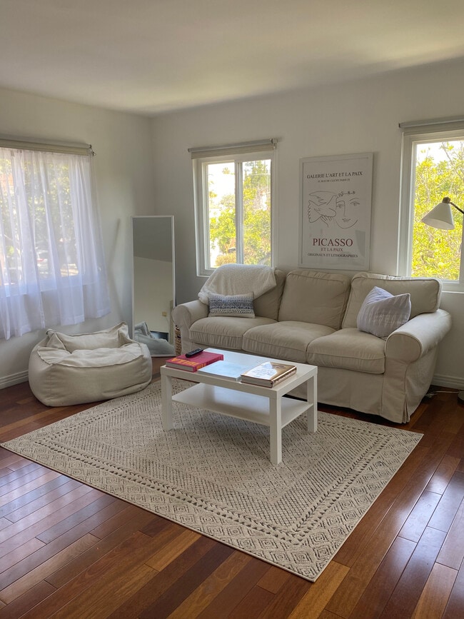 1248 Princeton St, Unit C