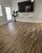 1319 SW 21st Ter in Miami, FL - Building Photo - Building Photo