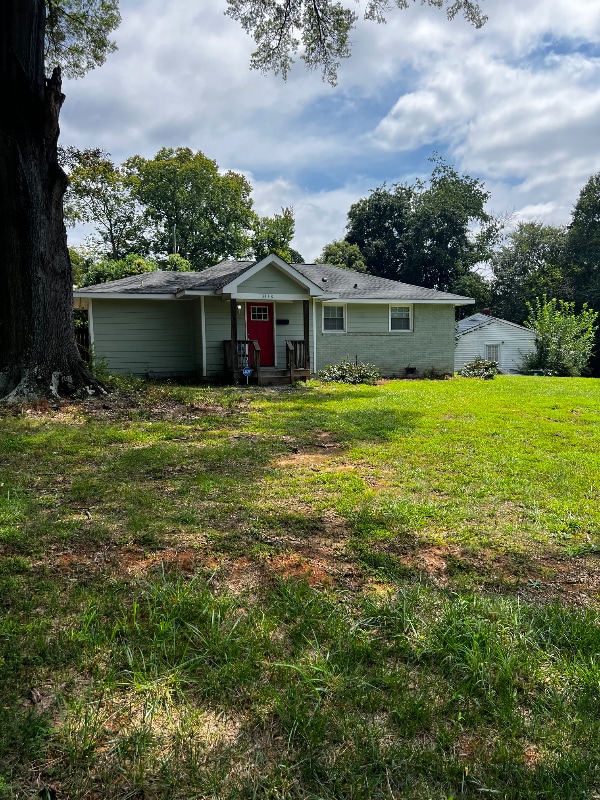 property at 3118 Eastwood Dr