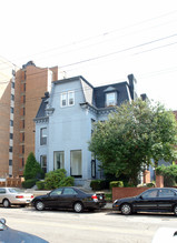 319 S Highland Ave in Pittsburgh, PA - Building Photo - Building Photo