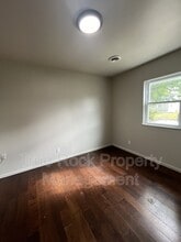 1021 Hillside Dr in Ada, OK - Building Photo - Building Photo