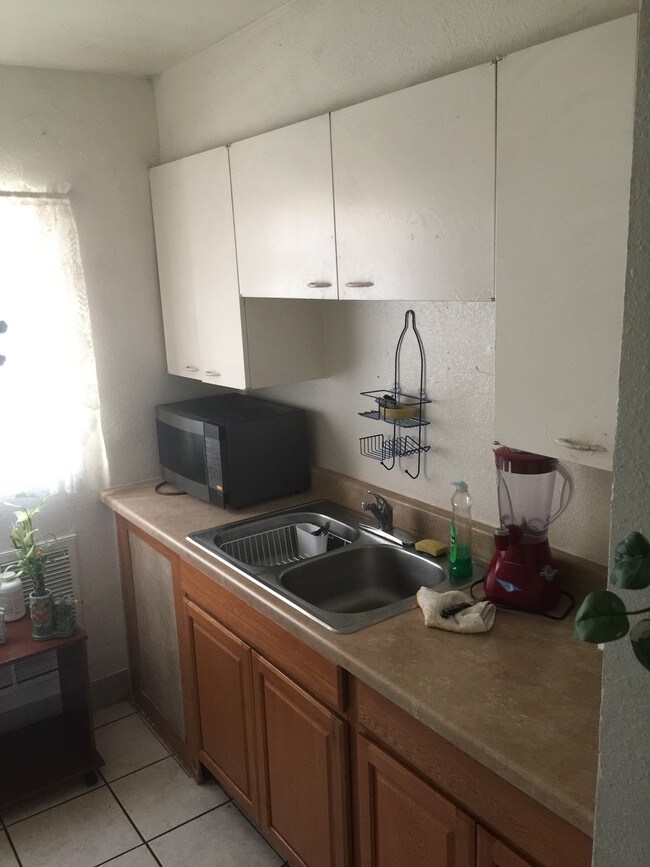 Santa Paula Apartments