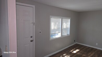 906 FM247 in Huntsville, TX - Building Photo - Building Photo