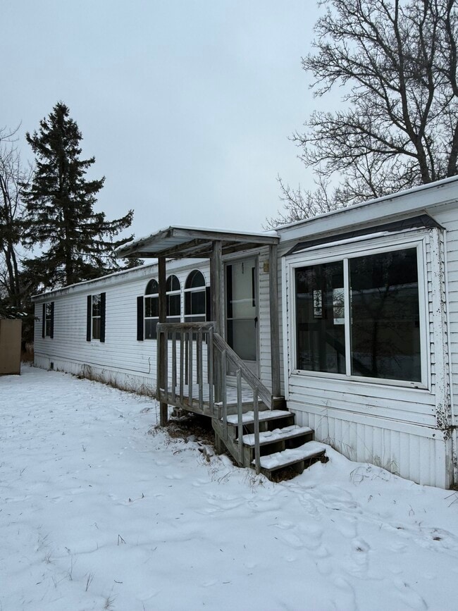 property at 1018 Washington Ave S