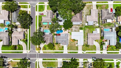 608 Tangerine Dr in Oldsmar, FL - Building Photo - Building Photo