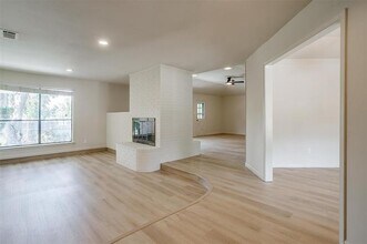 4424 Foxfire Way in Fort Worth, TX - Building Photo - Building Photo