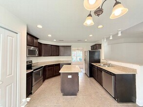 3825 Runner Stone Dr in Pace, FL - Building Photo - Building Photo