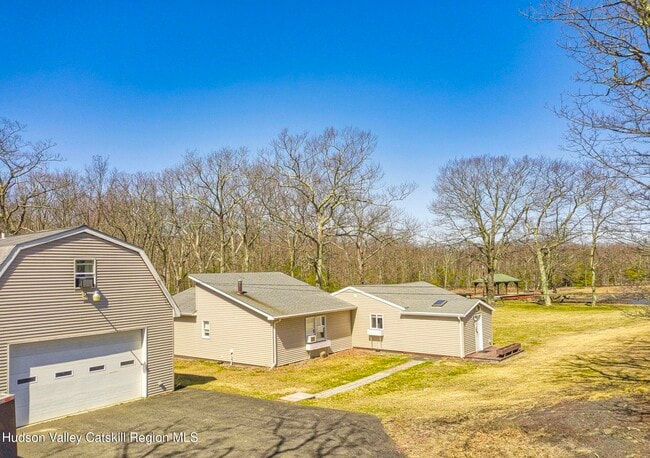 53 Stay Rd in Saugerties, NY - Building Photo - Building Photo