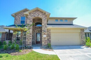 15706 Whispering Green Dr in Cypress, TX - Building Photo