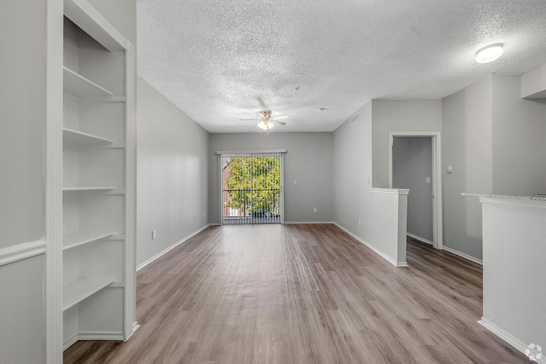 Cottonwood in Dallas, TX - Foto de edificio