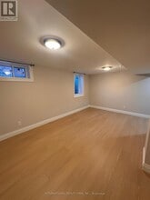 8326 Kipling Ave in Vaughan, ON - Building Photo - Building Photo